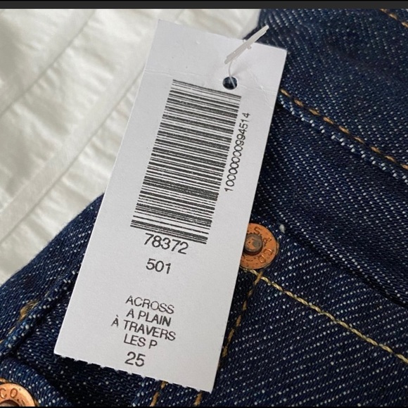 Levi’s original, color Across a Plain - Picture 4 of 12